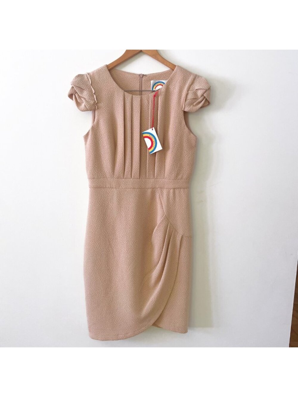 NWT Ruby Belle Beige Cap Sleeeve Retro Tulip Dress, Size 8